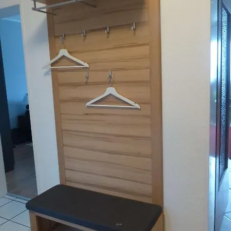Apartment 'zimmer Frei' *
